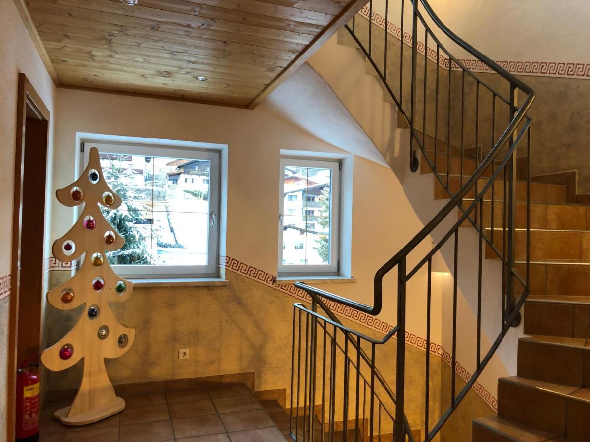 Penthouse Brixen Apartamento Brixen im Thale Exterior foto
