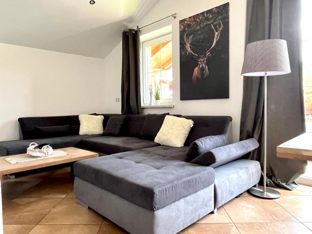 Penthouse Brixen Apartamento Brixen im Thale Exterior foto